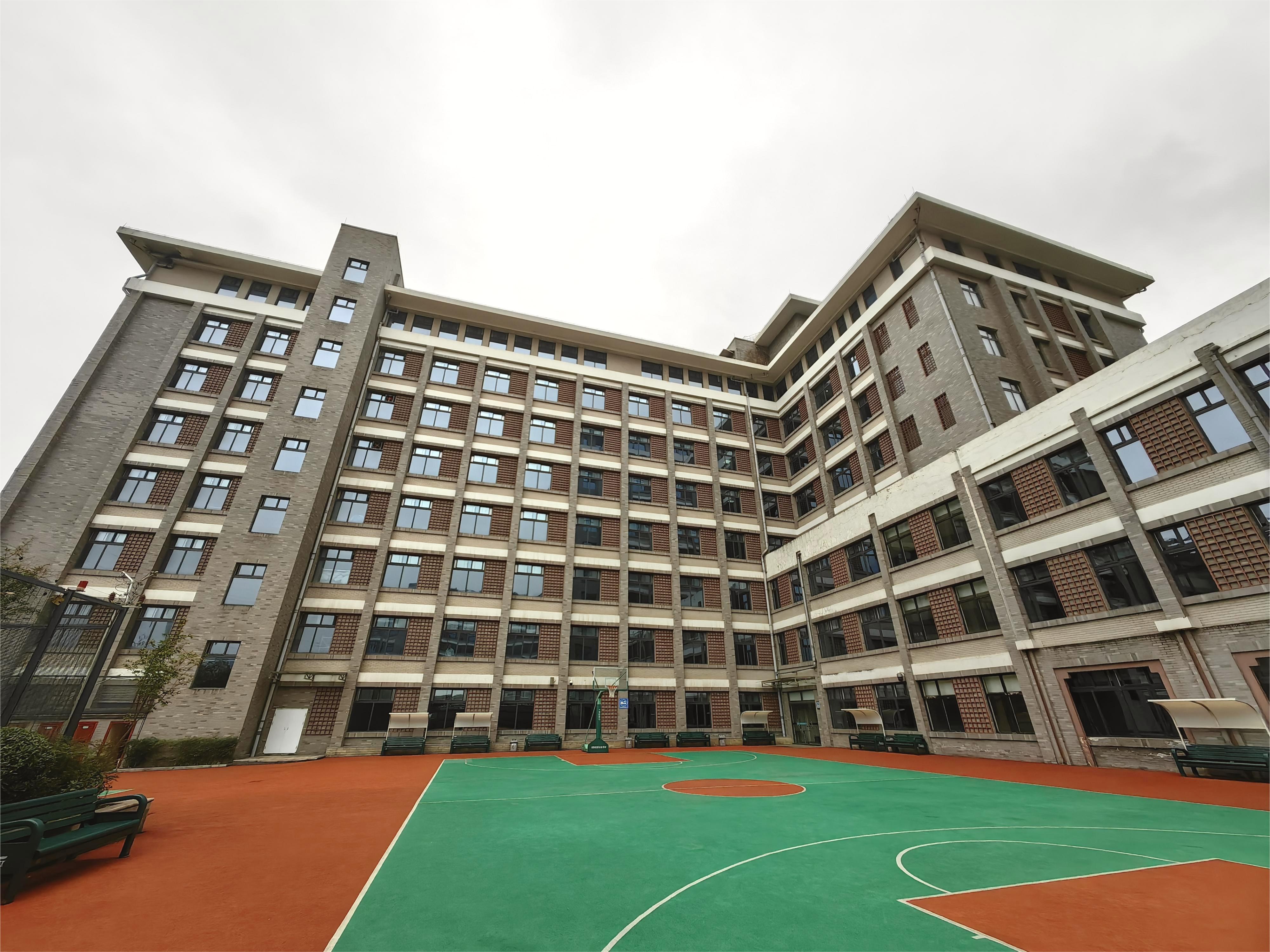 普通精神科住院部全景.jpg